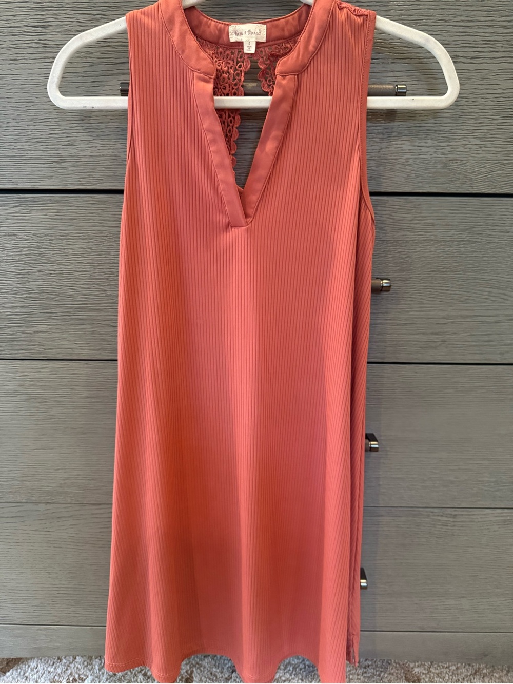 Hem & Thread Coral Sleeveless Midi Dress with Lace Trim